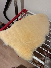 Baby Lammfell Medizinisch