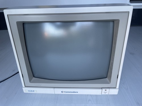 Commodore monitor 1084 - commodore, monitor•1084