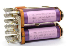 Vintage Fernmelde-Relais mit 2