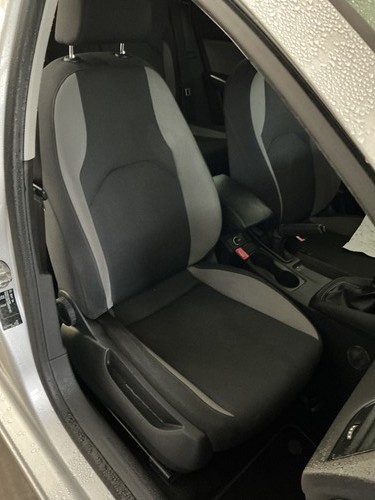 Sitz vorne rechts seat leon - vorne,