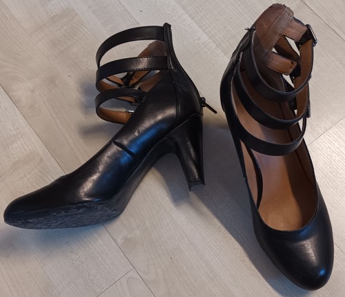 Schwarze stilettos 39 - schwarze,