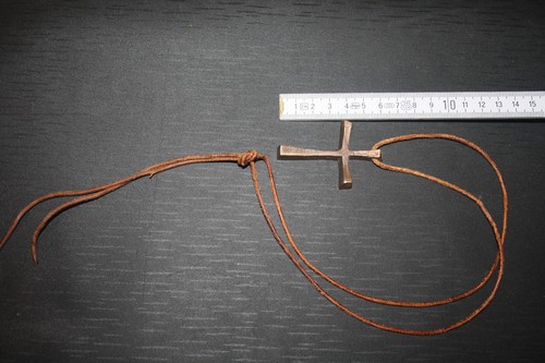 Schönes bronze kreuz 6 cm - bronze,