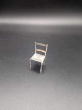 Miniatur Puppenstuhl 835