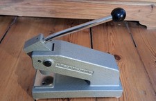 Siegelpresse,  Prägepresse