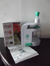 Spiralschneider v.freegreen weiß mit Beschreibung 1x benutzt wie neu