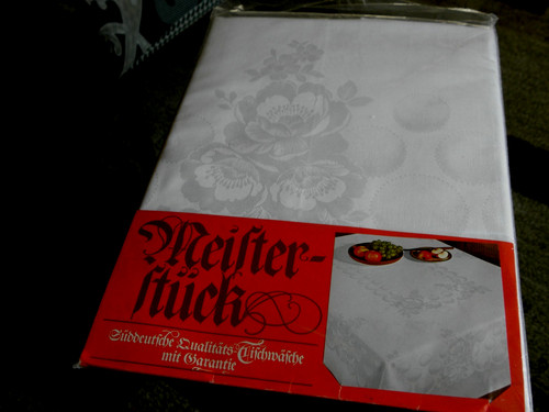 Tischdecke schneeweißer