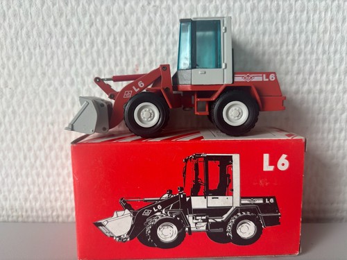 Radlader altes model - o&k,