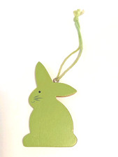 Hase Anhänger Ostern Holz grün Figur