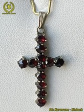 Vintage Bildschönem roten Granat Kreuz Anhänger Gold 333er L.3,5 cm ca. 1,68g.