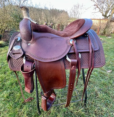 Westernsattel deuber partner - westernsattel,
