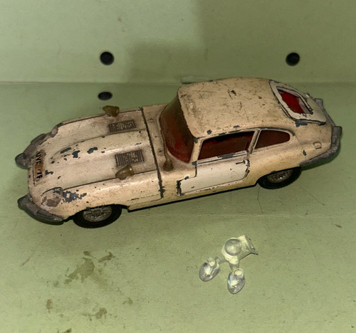 Dinky 131 type - dinky, jaguar