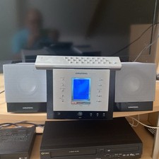 Grundig Vertiga UMS 6300 Kompaktanlage mit Lautsprecherpaar+ Fernbedienung, aus 