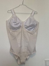 Triumph Ladyform Grace Body weiss Gr.100F sehr bequem top Zustand Träger gekürzt
