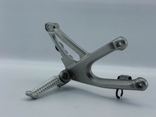 Yamaha R1 RN19 Rechts Fußrastenanlage Right Riders footrest hanger (11) 07'