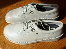 Finn Comfort Damenschuhe beige