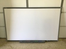 SMART Board SB685 87"