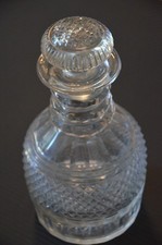 Alte Glaskaraffe , ca