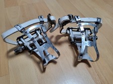 Haken und Riemen Pedale