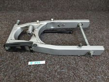 Suzuki GSF 600 Bandit GN77B Schwinge mit Steckachsen #135