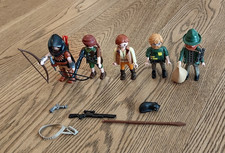 Playmobil 5 Figuren mit Zubehör Ritter, Förster etc.