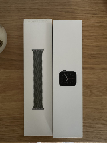 Apple watch 44mm - apple,