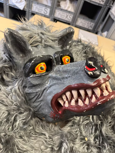 Wolf holzmaske handgeschnitzt - wolf,