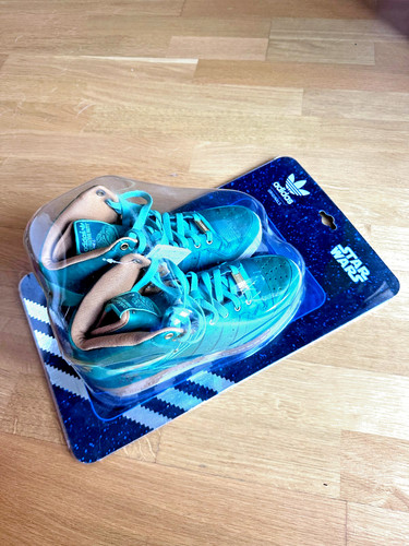 Adidas star wars - star,