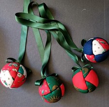 Dekoration Weihnachtsbaumkugeln aus Styropor Patchwork Handarbeit Unikat Basteln