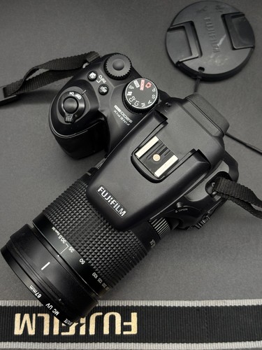 Fujifilm finepix s200exr - s200exr, ccd