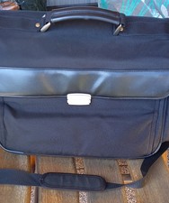 Aktentasche mit Laptop Fach