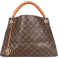 Louis Vuitton Canvas Monogram