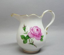 (H6325) Meissen Milchkännchen, Rosenmalerei, Goldrand, Höhe ca.10 cm