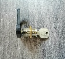 ORIGINAL MERKUR Schloss 1