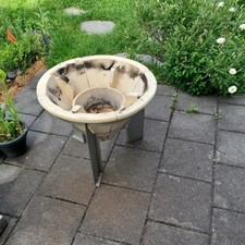 Keramik Feuerschale von DENK mit Edelstahlabdeckung