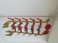 SIKU 5 FURROW PLOUGH 1:32 RARE