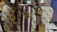 GUESS Sachtel Handtasche mit