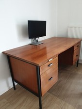 Werktisch/ Arbeitstisch/ Computertisch