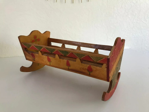 Alte wiege kleines - 7,
