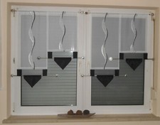 schöne 2 tlg. scheibengardine