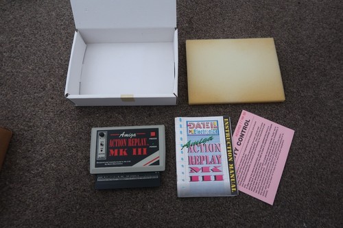 Amiga action replay iii von - mk,