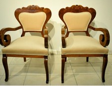 Original Biedermeier Nussbaum Sessel Set Wien  um 1830  komplett neu restauriert