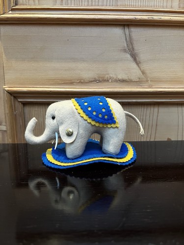 Steiff filzelefant nadelkissen - steiff,