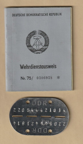 Nva wehrdienstausweis mit - nva,