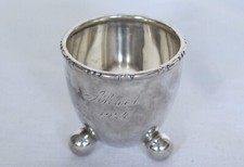 SCHÖNER ALTER EIERBECHER AUS