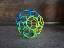 Bright Starts  Oball Classic  Fexibler  leicht zu handhabender Ball Motorik Bunt