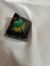 Orgon-Pyramide Heilung, Meditation, Orgon-Kristall-Chakra 5 x 5 cm