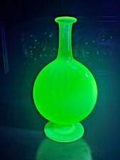 Uranglas Karaffe 1880