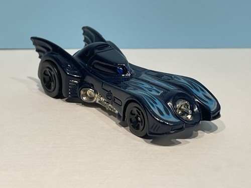 Hot wheels batmobile - hot,