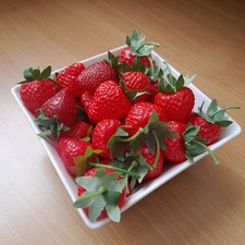 Erdbeeren Fake Food Display