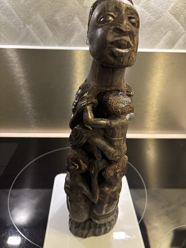 Makonde ujamaa skulptur - skulptur, massiv